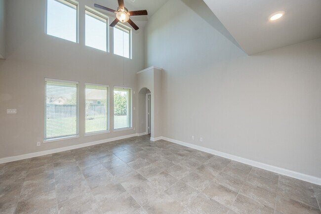 Building Photo - 16103 Devils River Ct