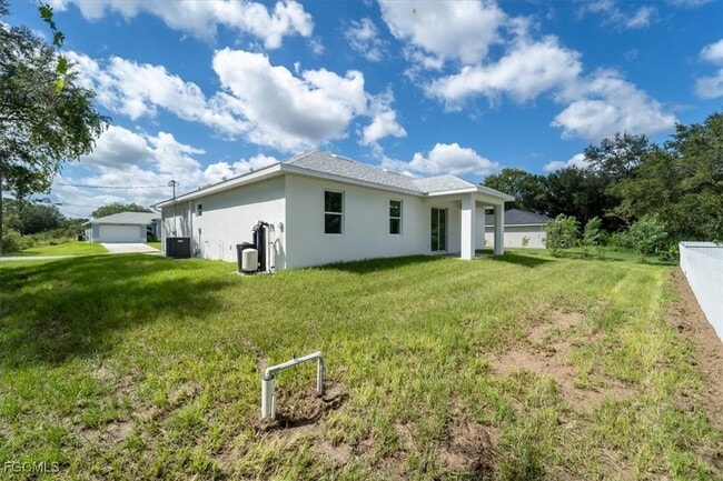 Building Photo - 1508 Hibiscus Ave