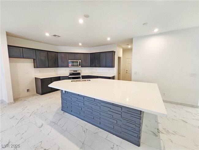 Building Photo - 3821 E Weld Ave