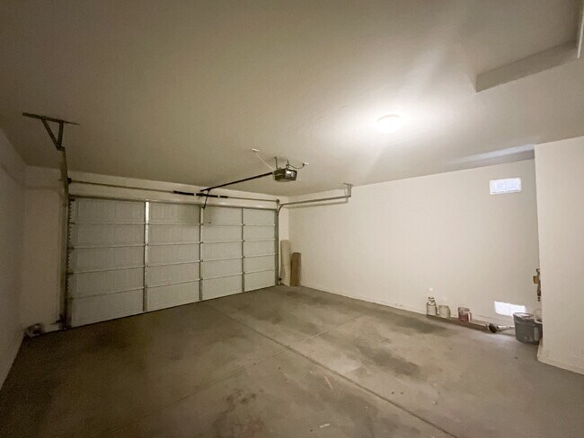 Building Photo - 36413 N Tahanta Trail
