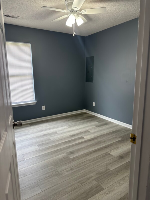 Building Photo - 3001 Satterfield Dr