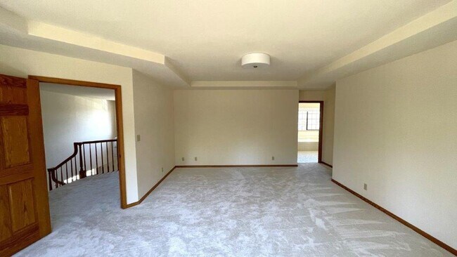 Building Photo - Walnut Creek Northgate neighborhood! Beaut...
