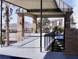 Building Photo - 4433 N Stanton St