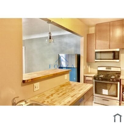 Building Photo - 4727 S Vincennes Ave