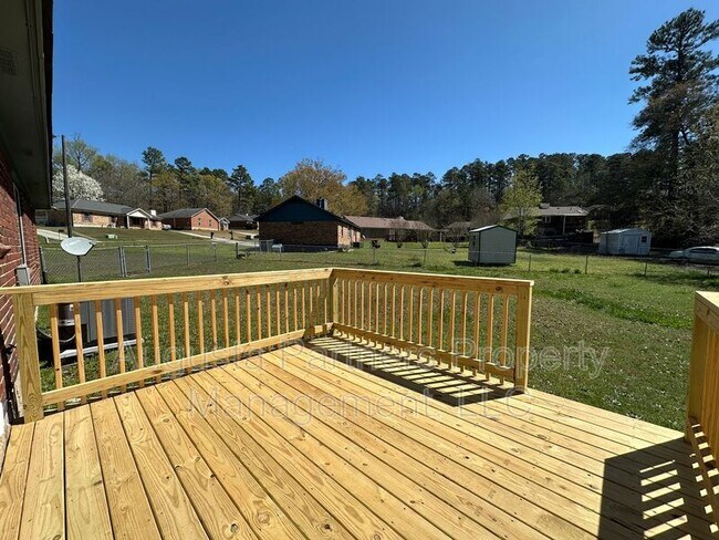 Building Photo - 3520 Stafford Dr