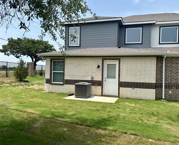 Building Photo - 6244 Roby Dr
