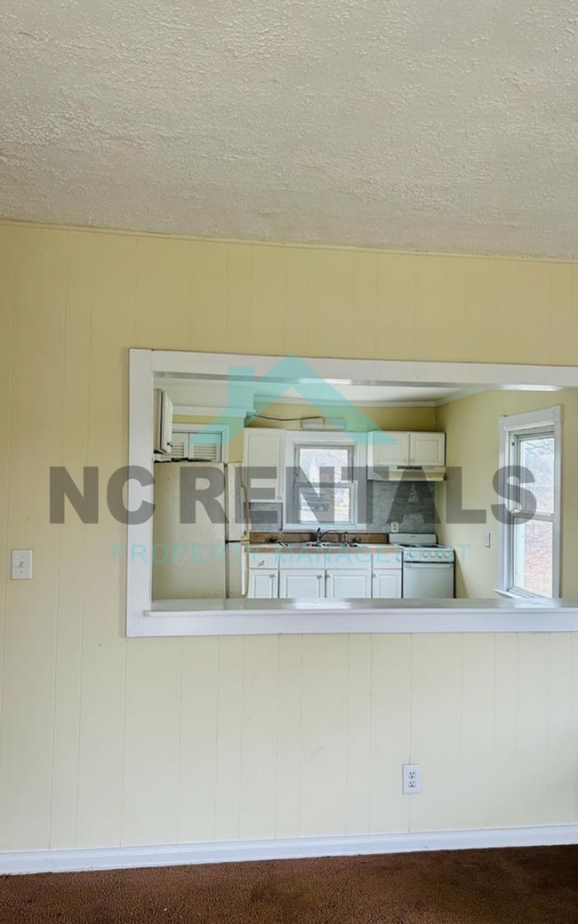 Building Photo - 1302 Cypress St