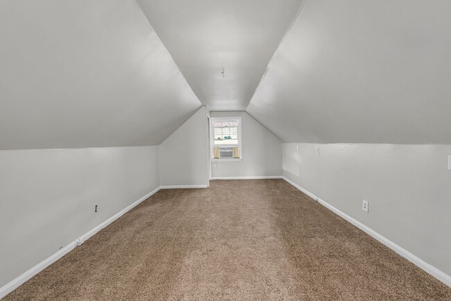 Building Photo - 2455 Nova Ave