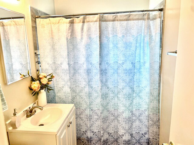 Building Photo - 1116 Stannage Ave