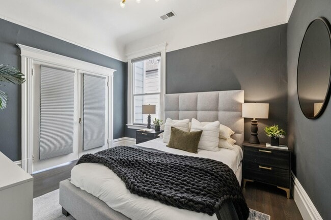 Building Photo - 1161 Church St