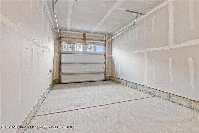 Building Photo - 323 Mantoloking Dr