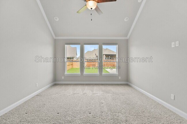 Building Photo - 28080 Woodland Bend Way