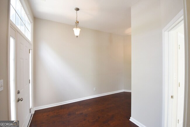 Building Photo - 208 Turnbridge Cir