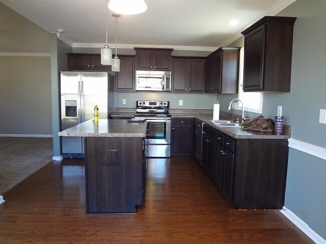Building Photo - Gorgeous Carolina Plantation Home!