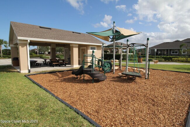 Building Photo - 3039 Burghley Park Way