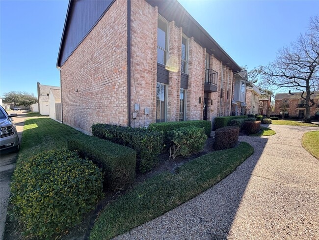 Building Photo - 3021 Teague Rd