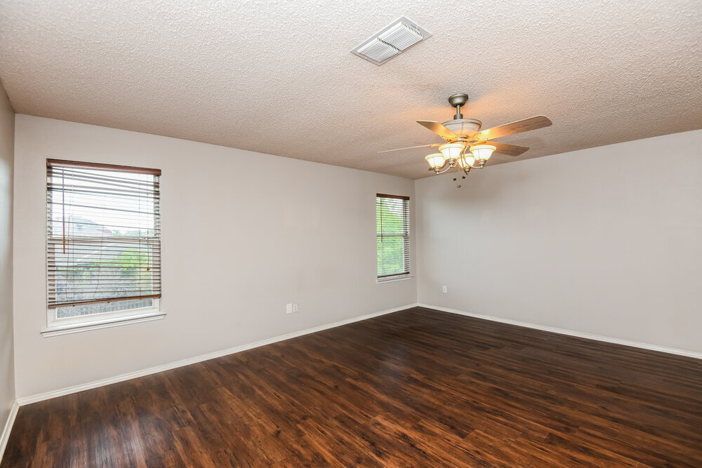 Building Photo - 3500 Bandera Ranch Rd