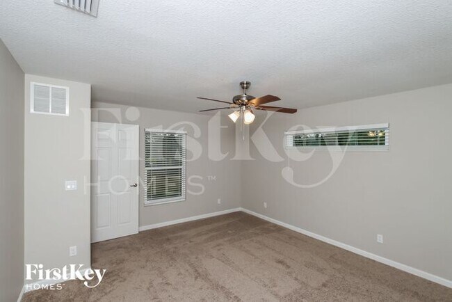 Building Photo - 591 Brickell St SE