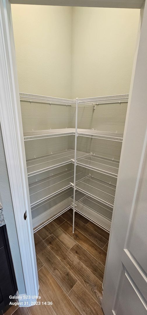 Building Photo - New 3/2/2.5 Home with Upgrades