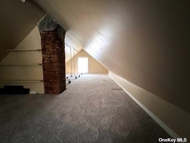 Building Photo - 660 Main St