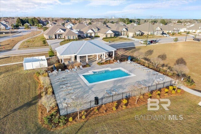 Building Photo - 10452 Winning Colors Trl