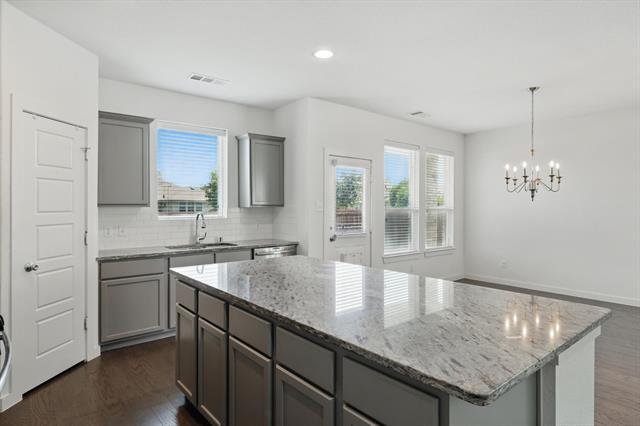 Building Photo - 1105 Kingston Ct