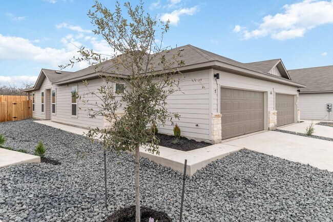 Building Photo - 6 Weeks Free Move-In Special! Brand New 3 Bed / 2 Bath Home – Modern Kitchen + Private Yard