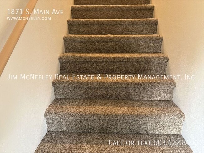 Building Photo - 1871 S Main Ave