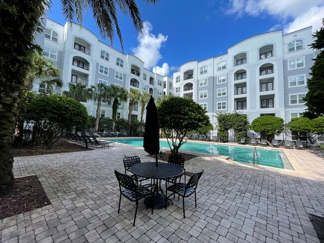 Building Photo - The Grande Downtown - Spacious 1/1 in the heart of Downtown Orlando!