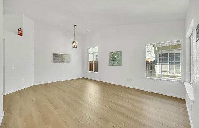 Building Photo - 9312 Caulfield Dr