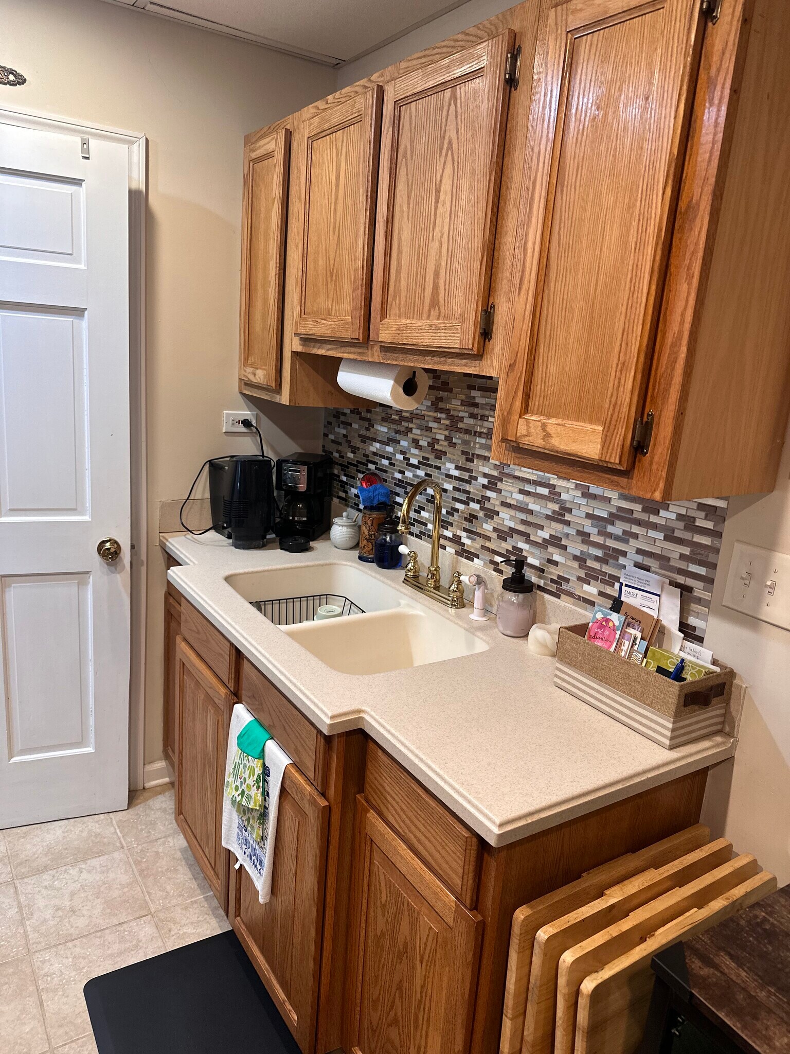 Kitchen Sink - 2761 Cocklebur Rd