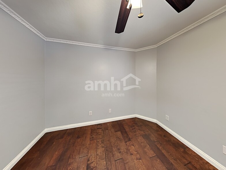 Building Photo - 23809 N 117th Dr