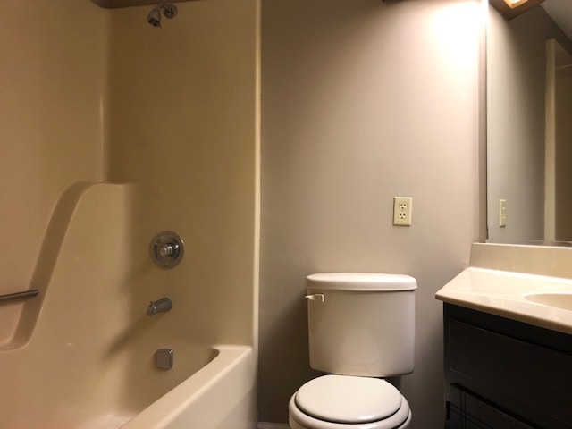 Building Photo - 2519 Forest Home Rd