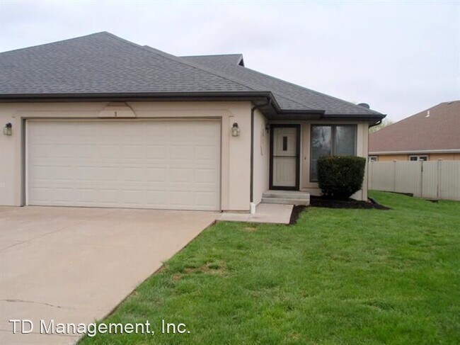 Primary Photo - 3 br, 2 bath House - 3925 S Jefferson Ave #1