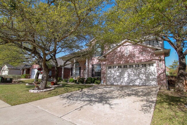 Building Photo - Stately 4-Bedroom, 3-Bath Home with Modern...