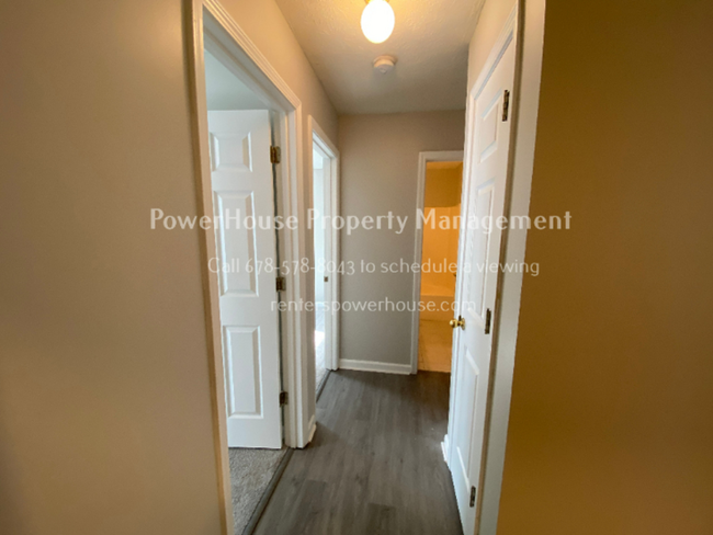 Building Photo - 217 Farmville Ct