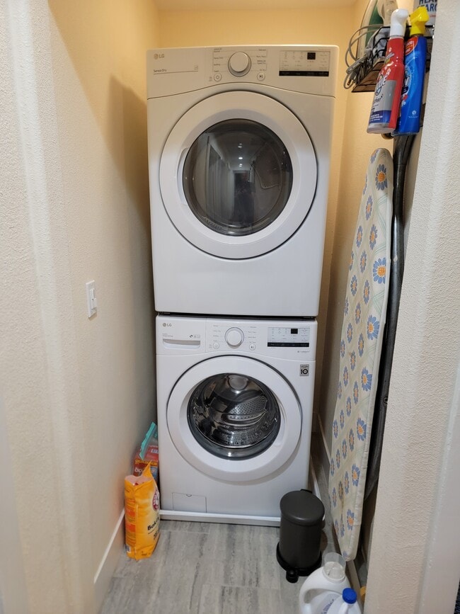 Building Photo - 3540 M St