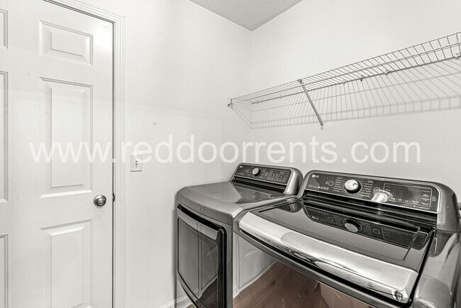 Building Photo - 11852 Geyser Ct