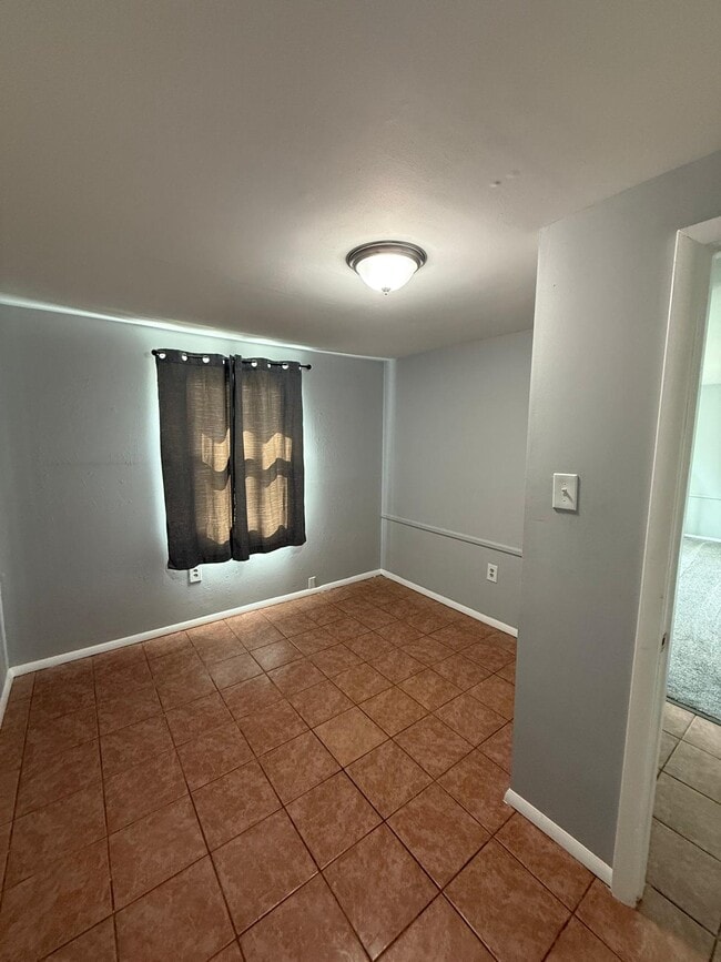 Building Photo - 655 Cadbury Dr