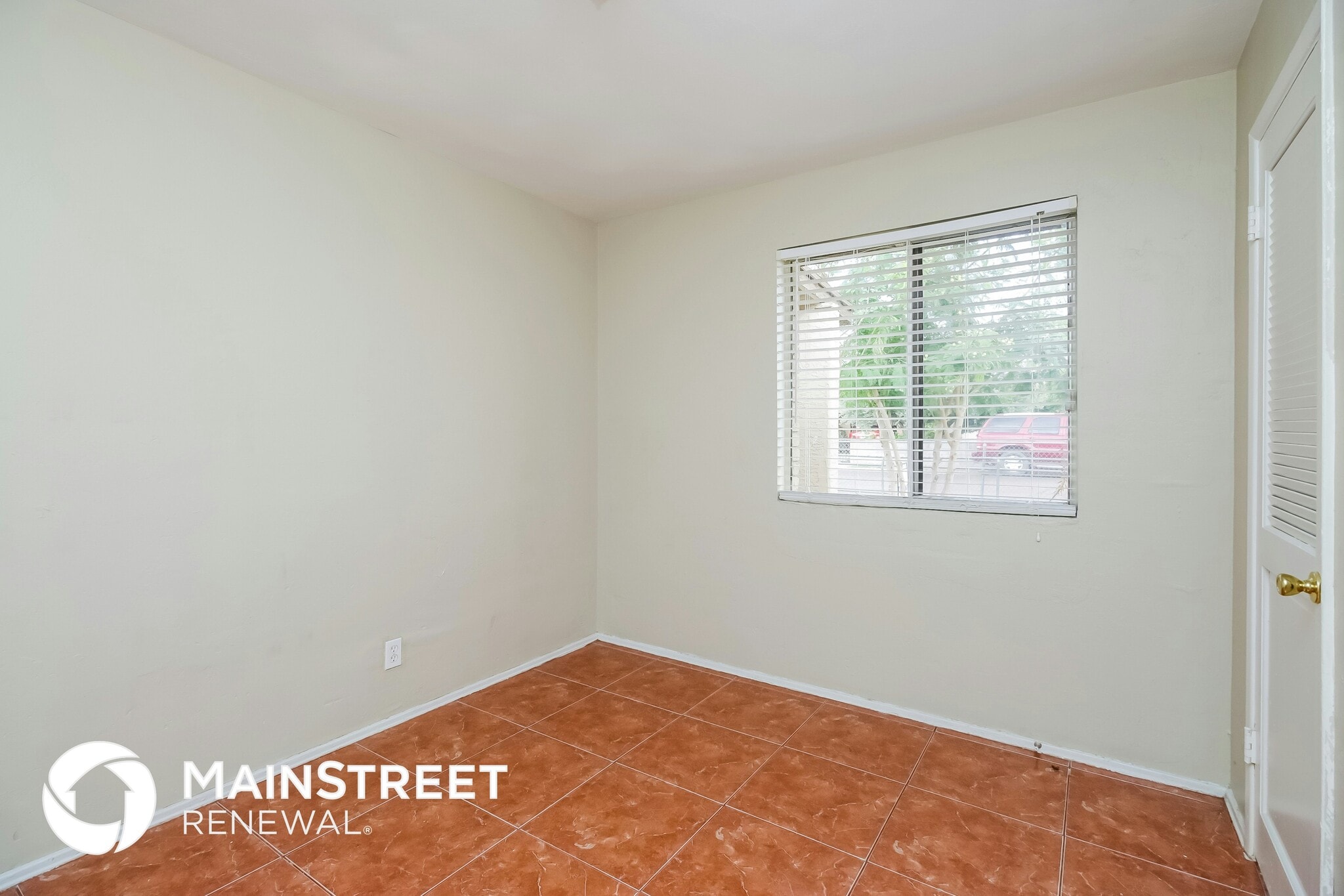 Building Photo - 3733 W Cypress St