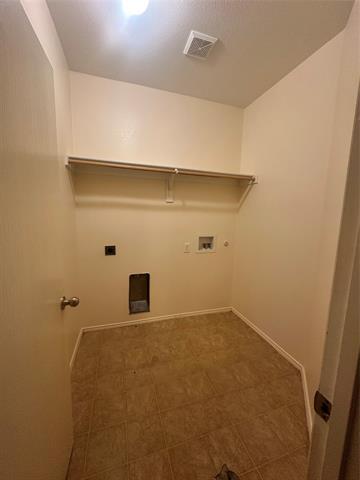Building Photo - 1213 Gardenia Ln
