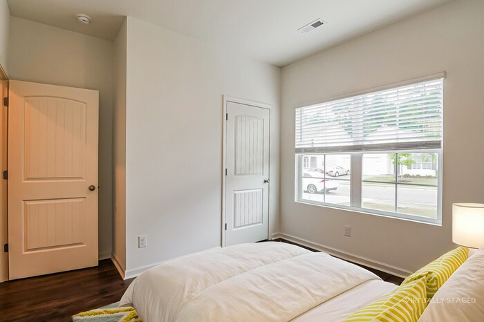 Building Photo - 5724 Timber Leaf Lp