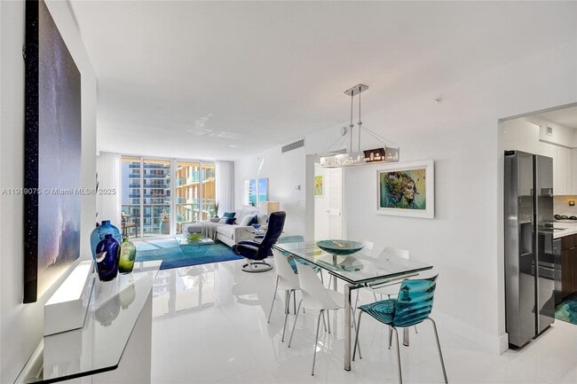 Building Photo - 2501 S Ocean Dr