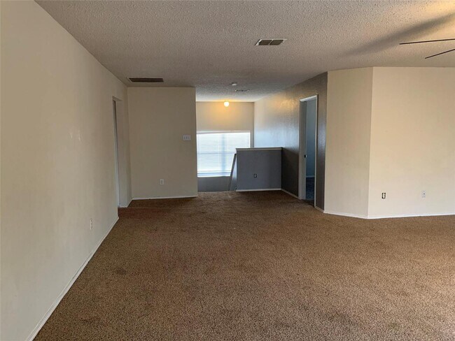 Building Photo - 10141 Chapel Rock Dr