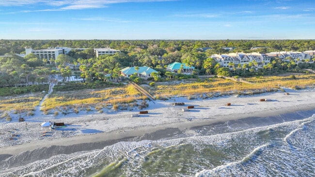 Building Photo - "Coastal Comfort Awaits: Spacious 2-Bed, 2-Bath Furnished Condo in Shipyard on Hilton Head Island!"