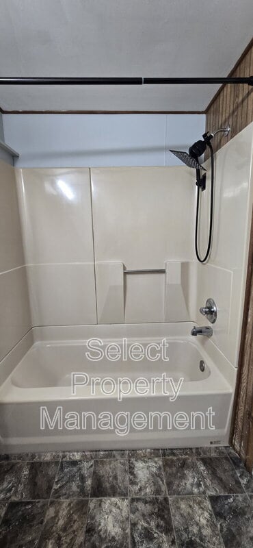 Building Photo - 7233 Adams Ctr Rd