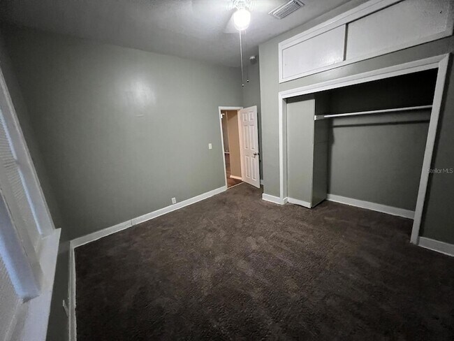 Building Photo - 3021 Sanchez St