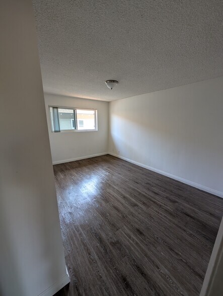 Building Photo - 383 N Prospero Dr