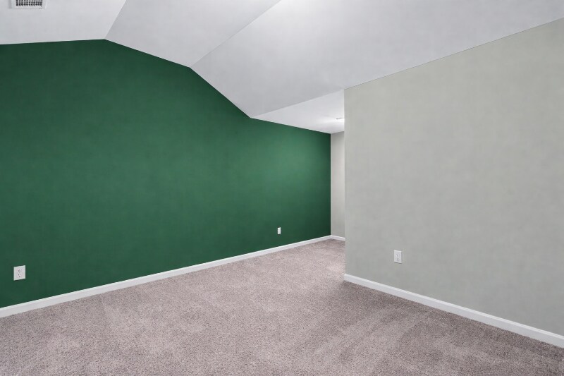 Building Photo - 1080 Linsmore Ave