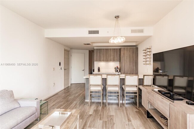 Building Photo - 801 S Miami Ave